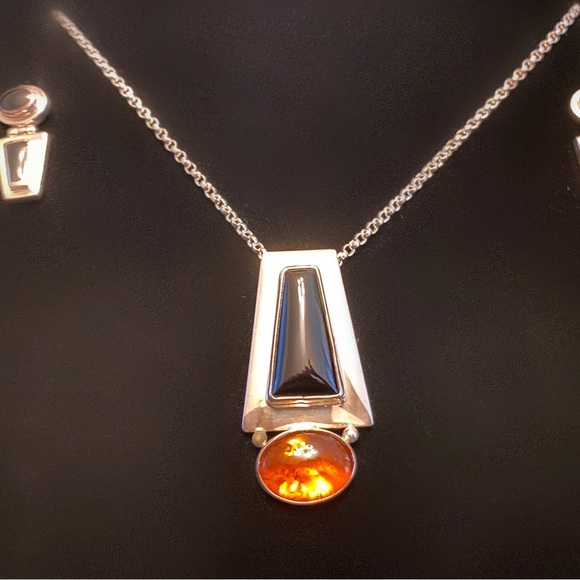 Jay King DTR Sterling Silver Black Onyx and Amber Pendant and Earrings - Picture 3 of 3